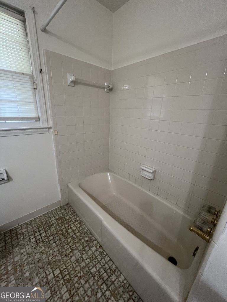 6570 Jones Road - Photo 14