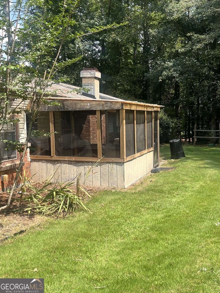 6570 Jones Road - Photo 18