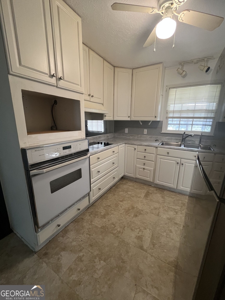 6570 Jones Road - Photo 4