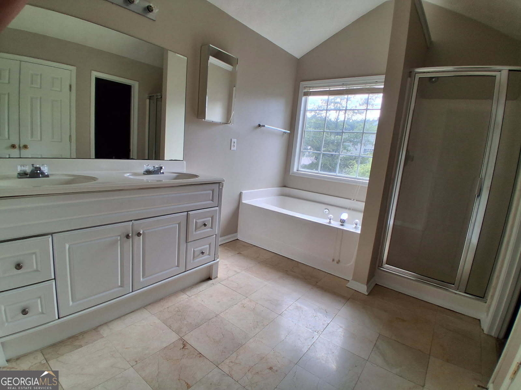 1031 Maple Leaf Drive - Photo 12
