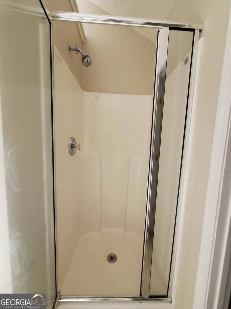 1031 Maple Leaf Drive - Photo 16