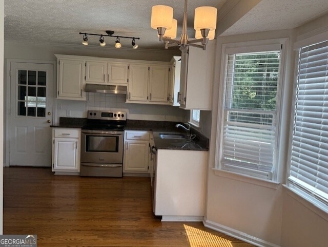 35 Chatsworth Circle - Photo 2