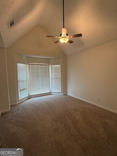 35 Chatsworth Circle - Photo 12