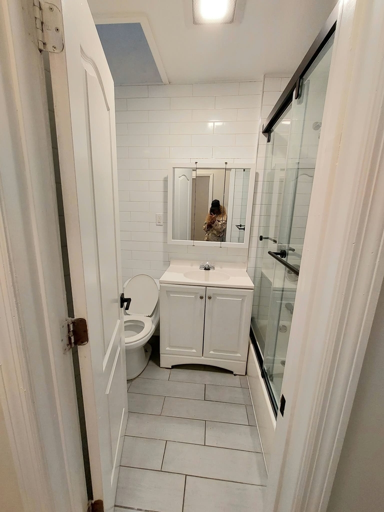 882 East 156th Street - Photo 18