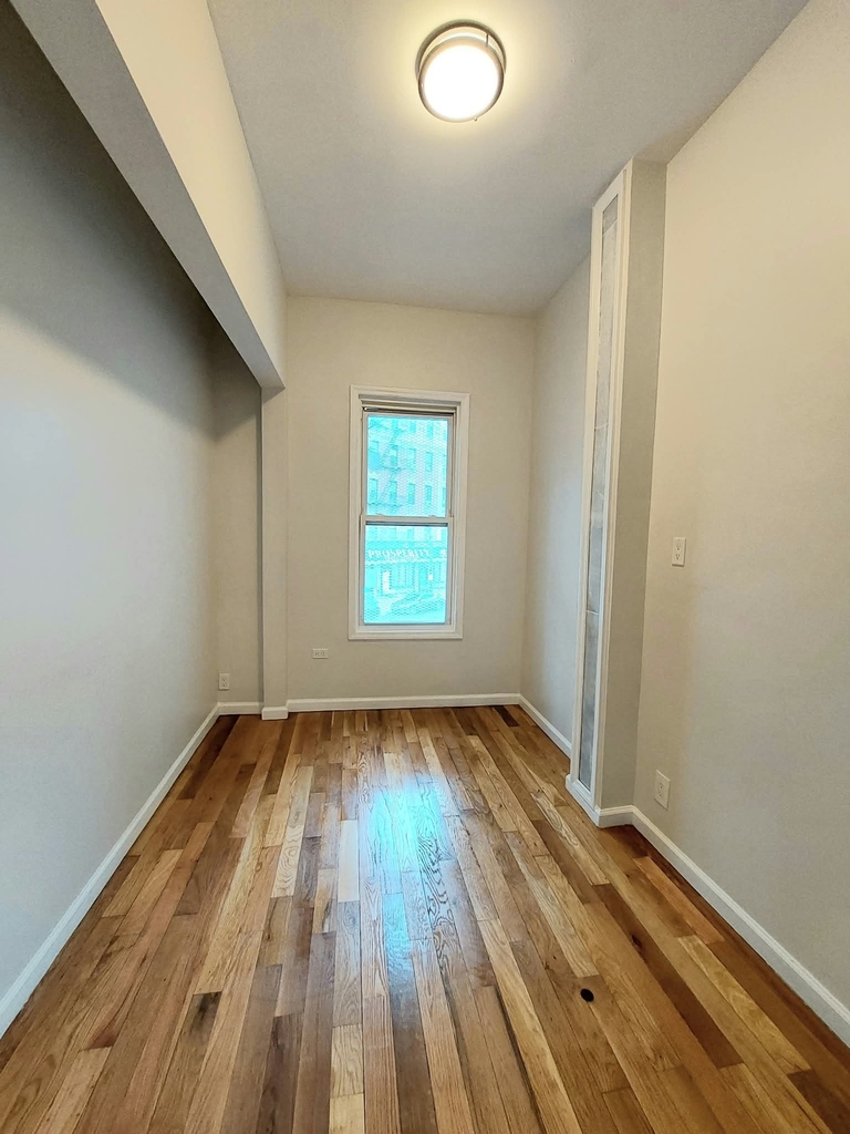 882 East 156th Street - Photo 19