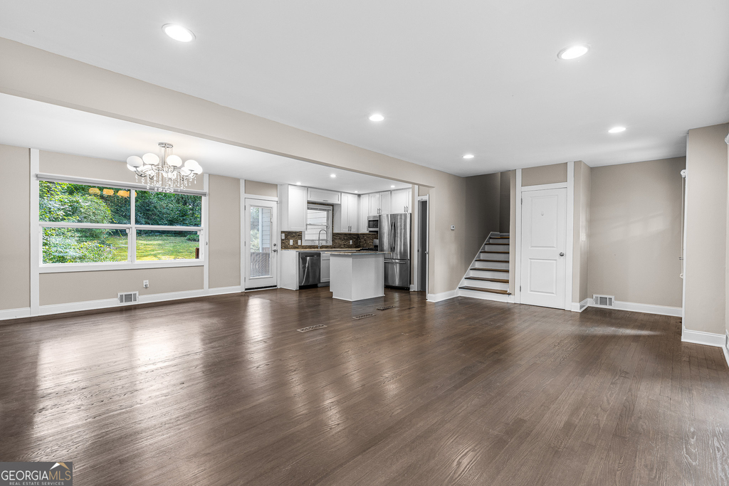 629 Willivee Drive - Photo 2