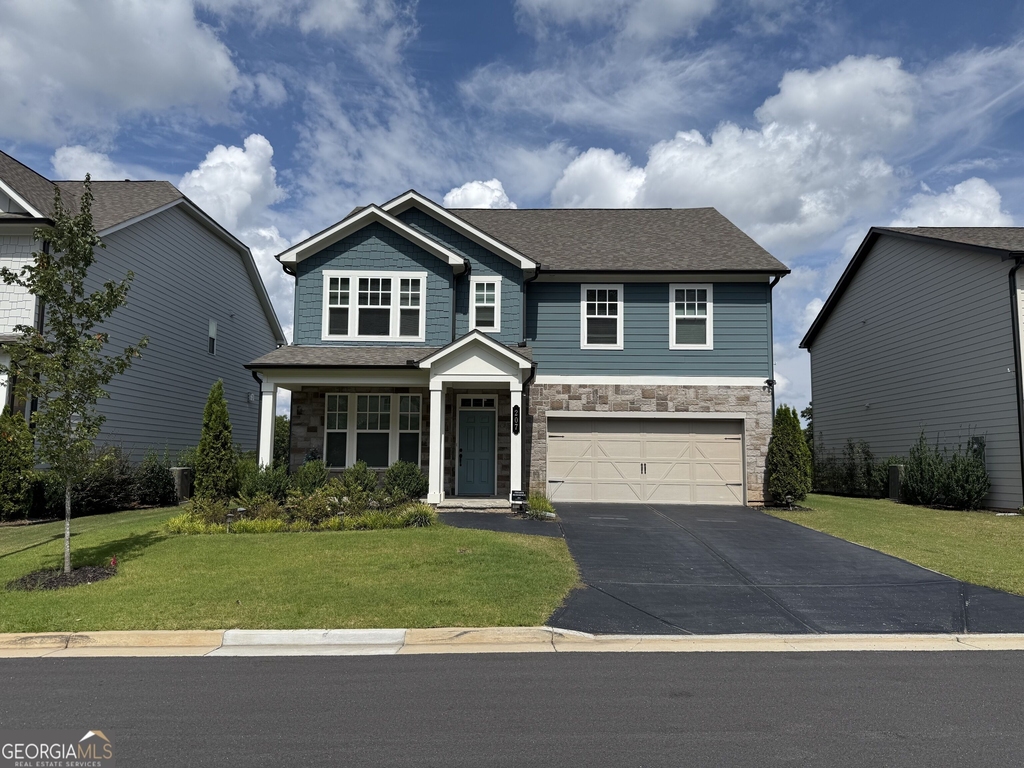 207 Foxhill Drive - Photo 0