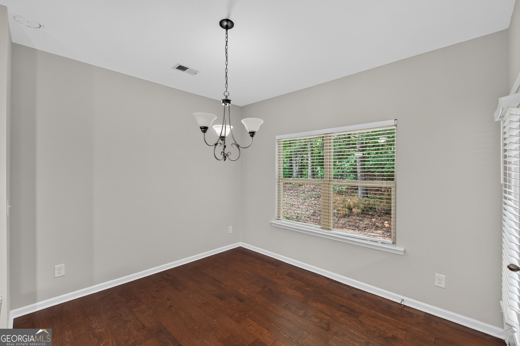 127 Seabreeze Court - Photo 6