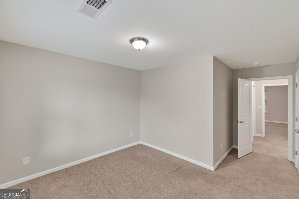 127 Seabreeze Court - Photo 17