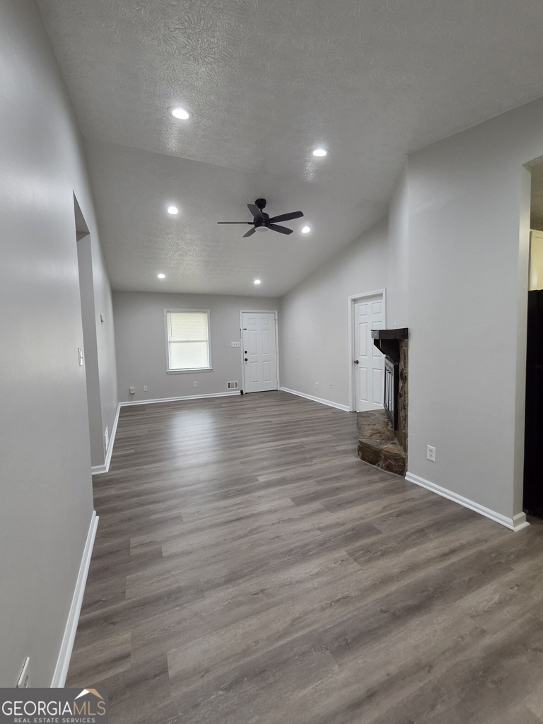 1479 Scenic Highway N - Photo 5
