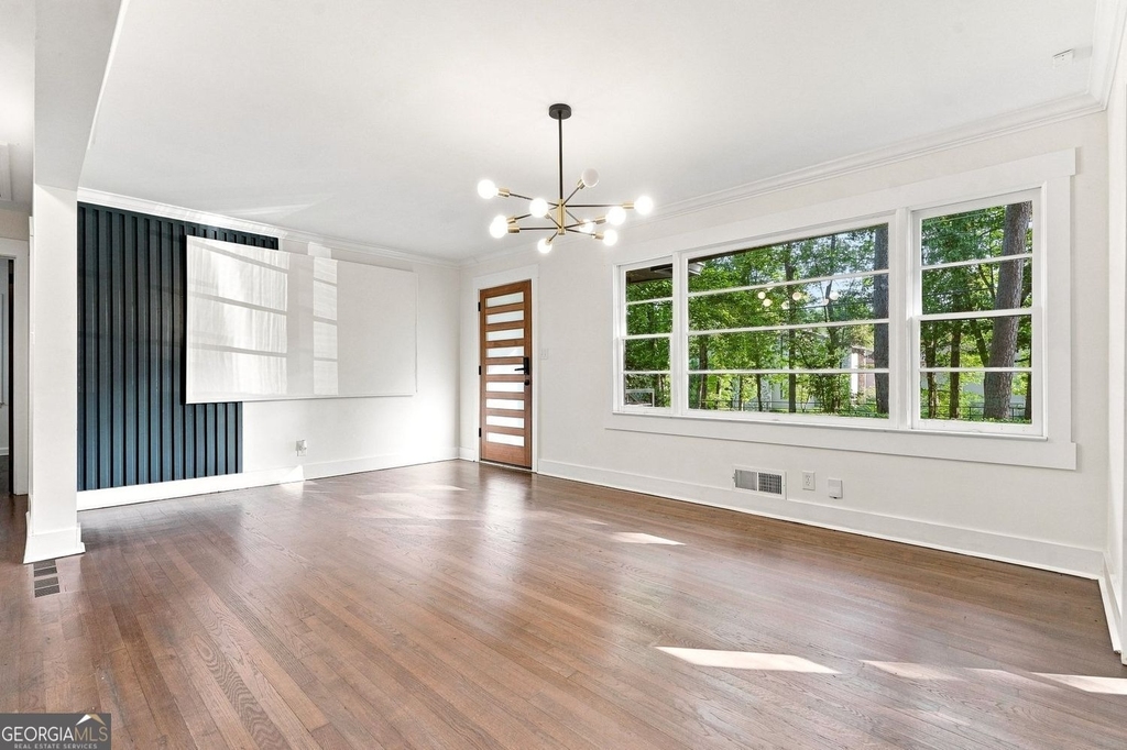 5012 Tilly Mill Road - Photo 4