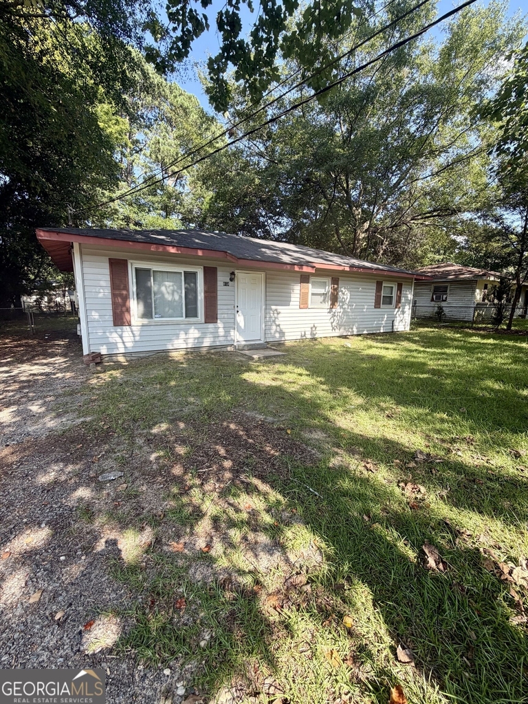 814 Crestwood Terrace - Photo 1