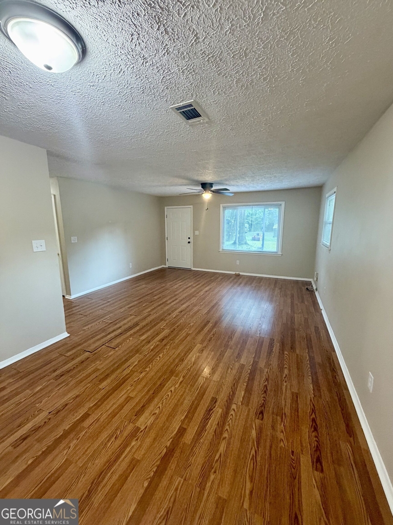 814 Crestwood Terrace - Photo 5
