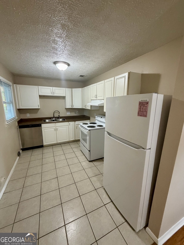 814 Crestwood Terrace - Photo 7