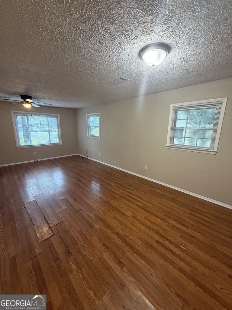 814 Crestwood Terrace - Photo 6
