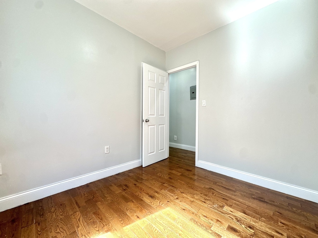 539 West 156th Street - Photo 8