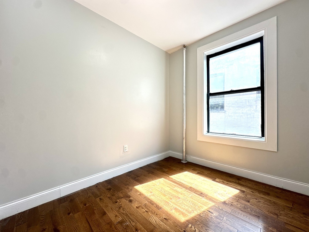 539 West 156th Street - Photo 7