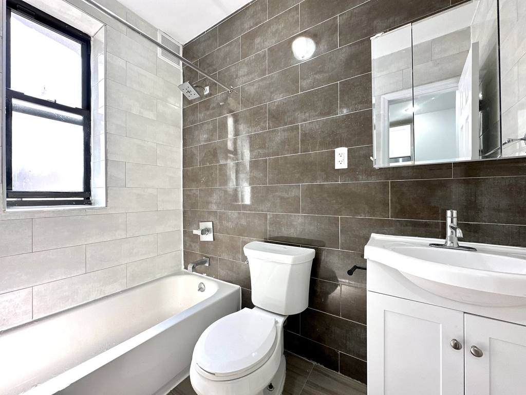 539 West 156th Street - Photo 6