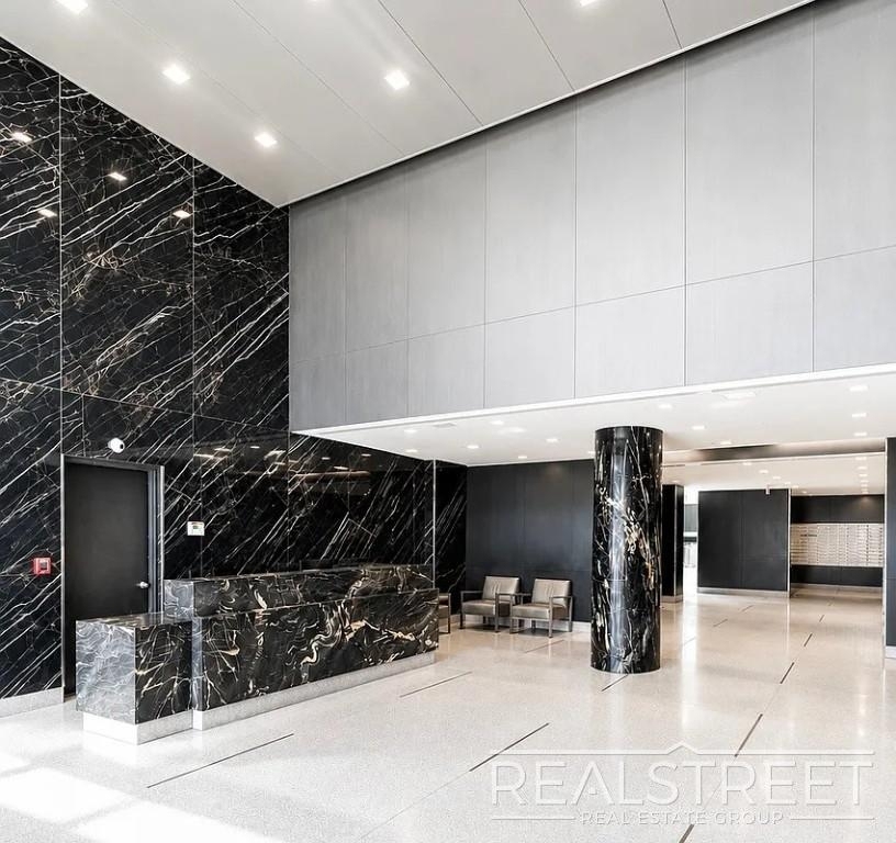 277 Gold Street - Photo 5