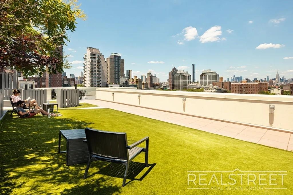 257 Gold Street - Photo 10