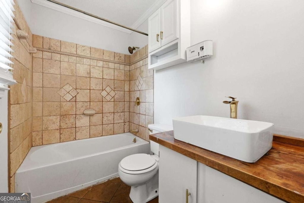 3262 Summer Wood Circle - Photo 17