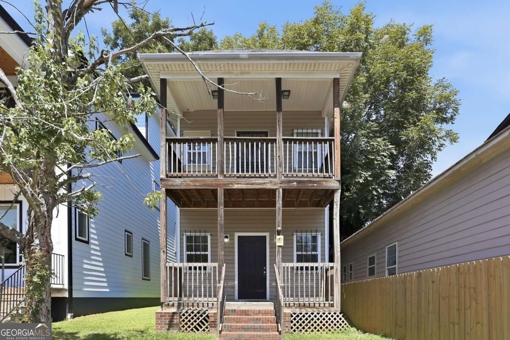 449 Mary Street Sw - Photo 0