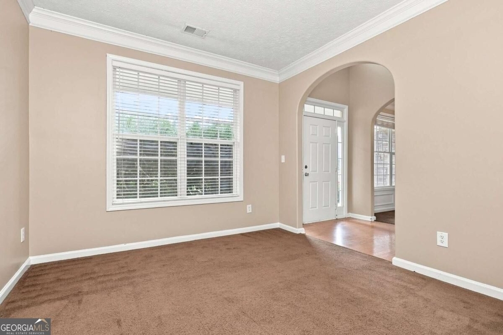 75 Greenland Drive - Photo 5