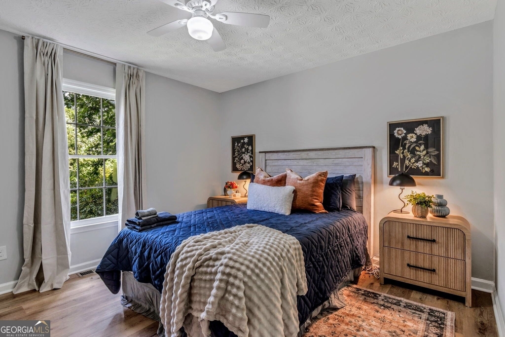 2192 Chartwell Drive - Photo 23