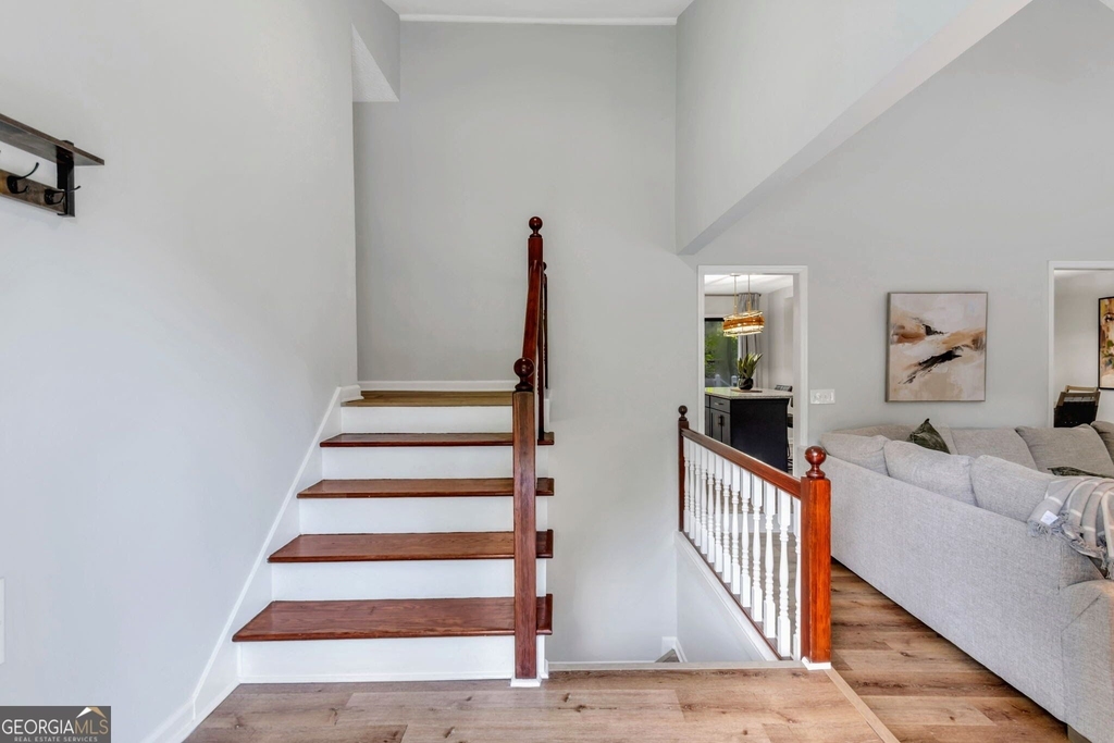 2192 Chartwell Drive - Photo 14