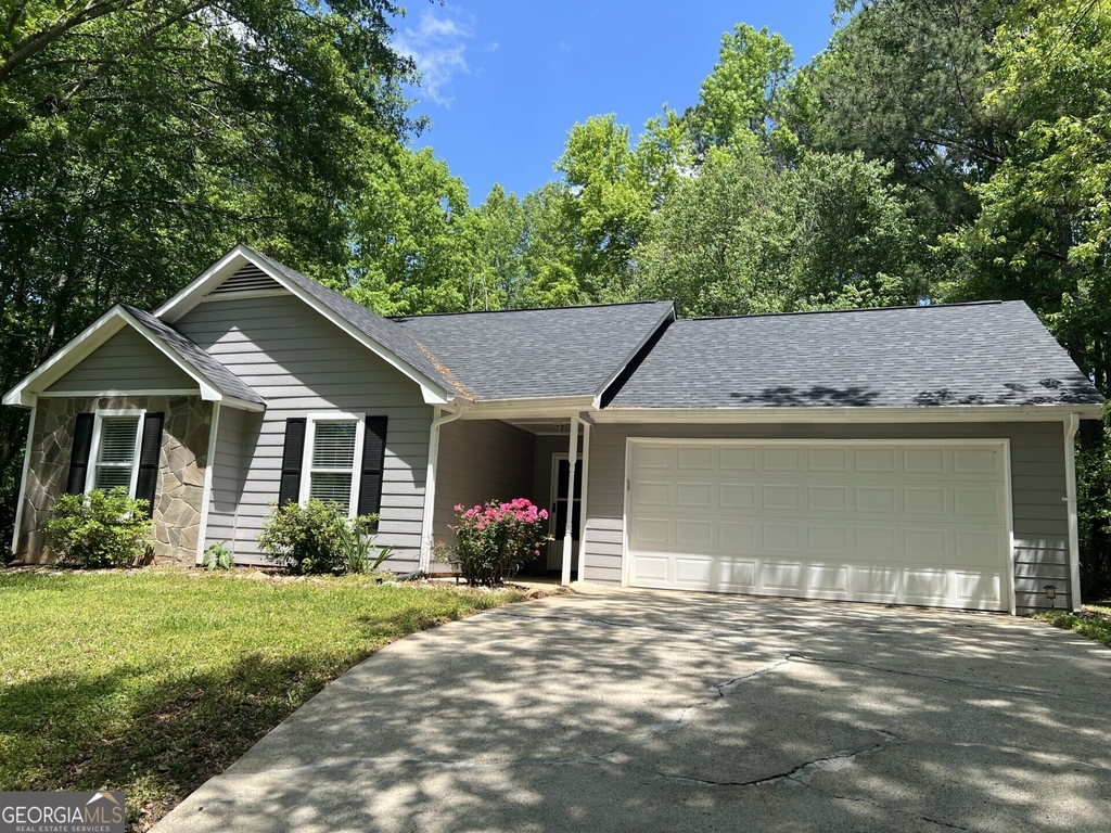 40 Peachtree Way - Photo 0