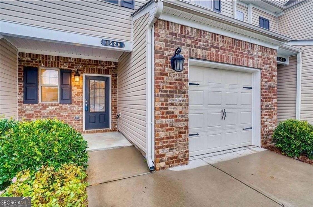 1526 Brookmere Way - Photo 1