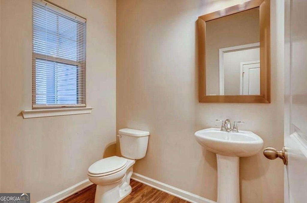 1526 Brookmere Way - Photo 4
