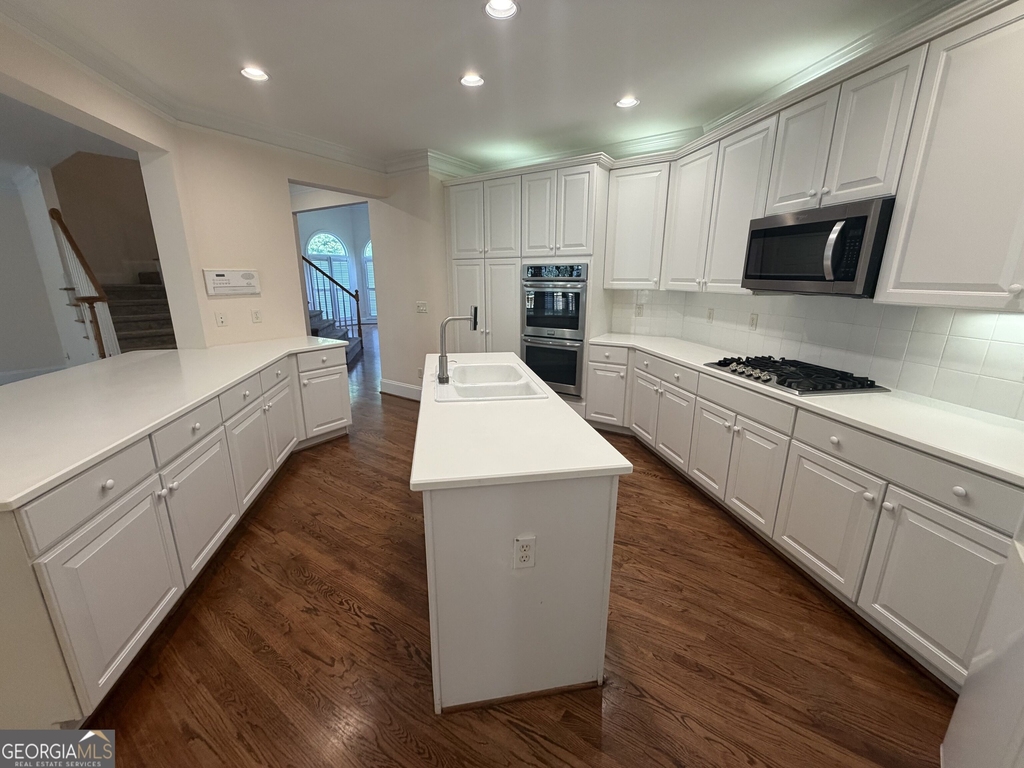 3281 Winthrop Circle - Photo 10