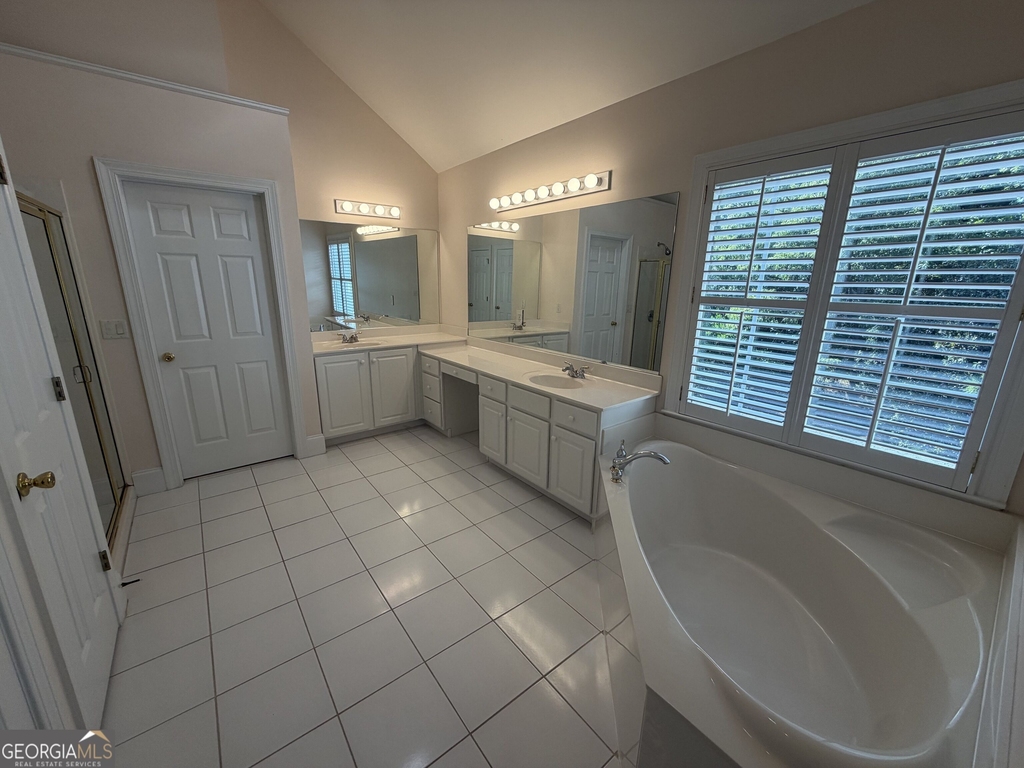 3281 Winthrop Circle - Photo 18