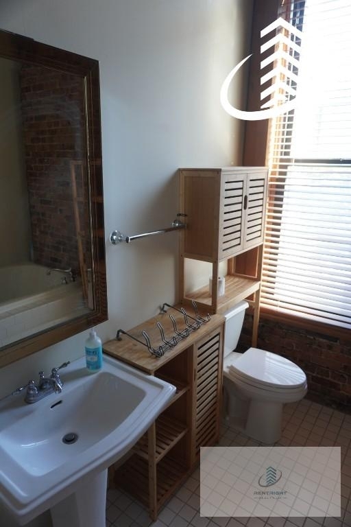 1061 W. Madison - Photo 18