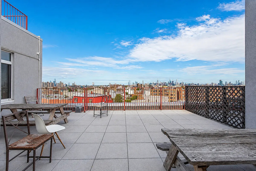184 Noll Street - Photo 11