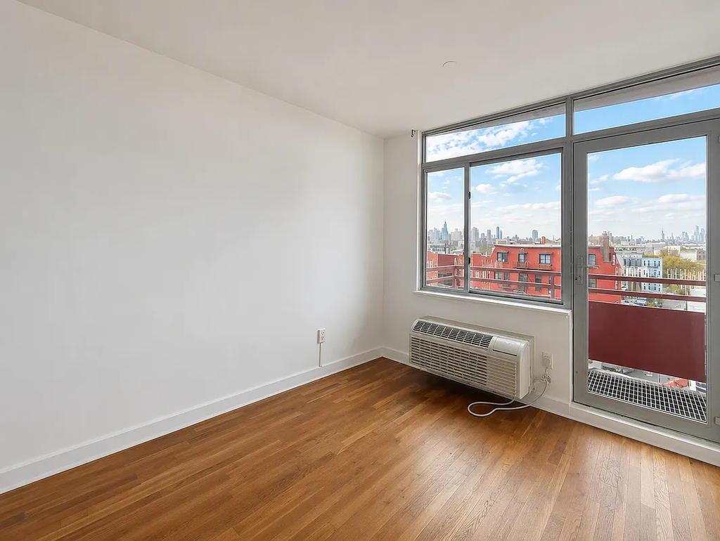 184 Noll Street - Photo 5