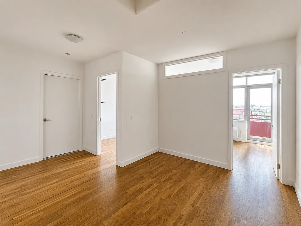 184 Noll Street - Photo 2