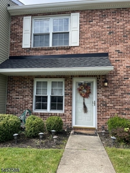 253 Gettysburg Way - Photo 1