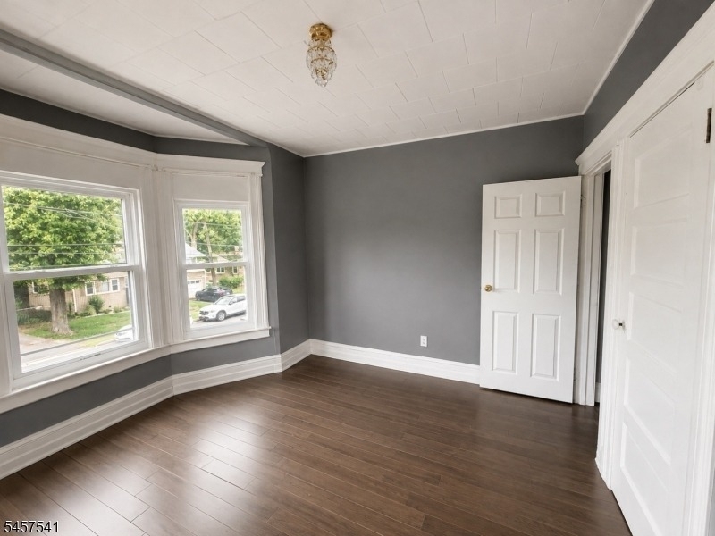 206 Bathgate Ave - Photo 9