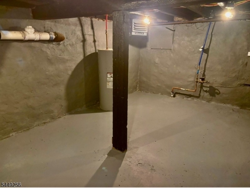 253 Washington St - Photo 13