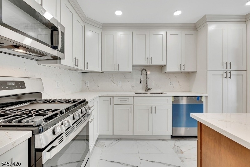 283 S Michigan Ave - Photo 15