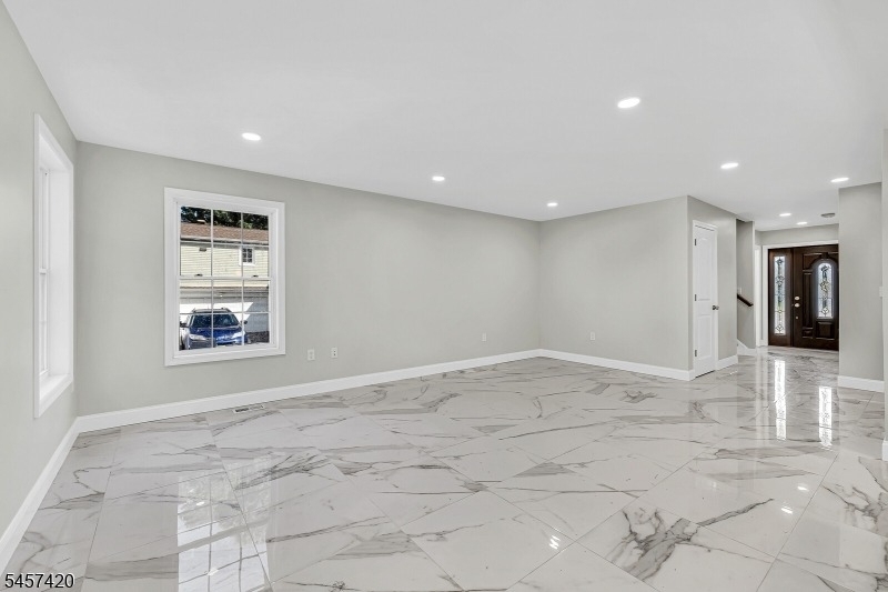 283 S Michigan Ave - Photo 9