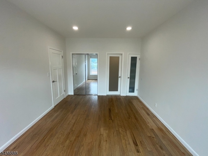 6 E Blackwell St - Photo 9