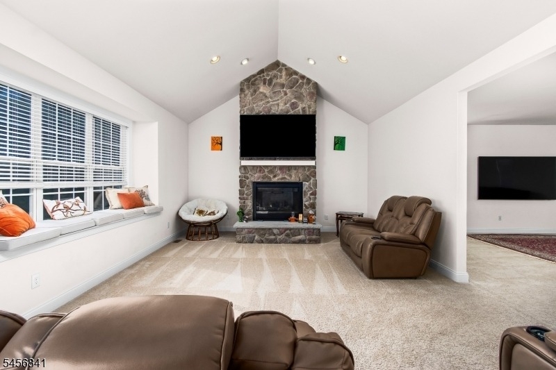 5 Pfrommer Ave - Photo 8