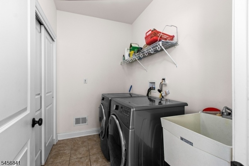 5 Pfrommer Ave - Photo 12