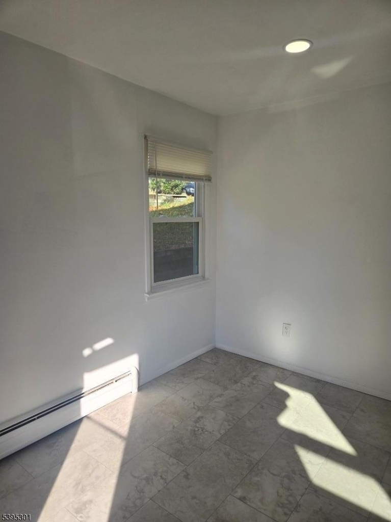 16 W Sterling St - Photo 14