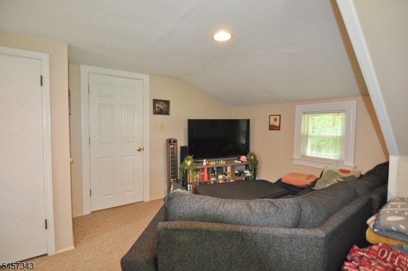 331 Center St - Photo 12