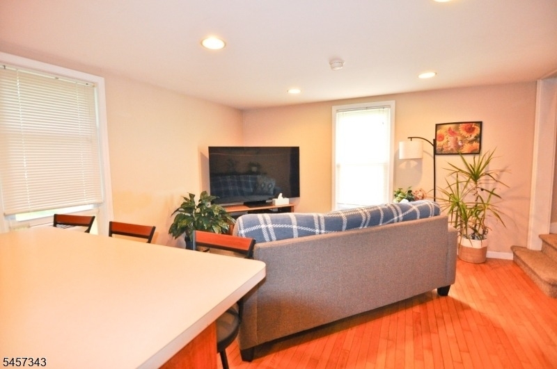 331 Center St - Photo 7