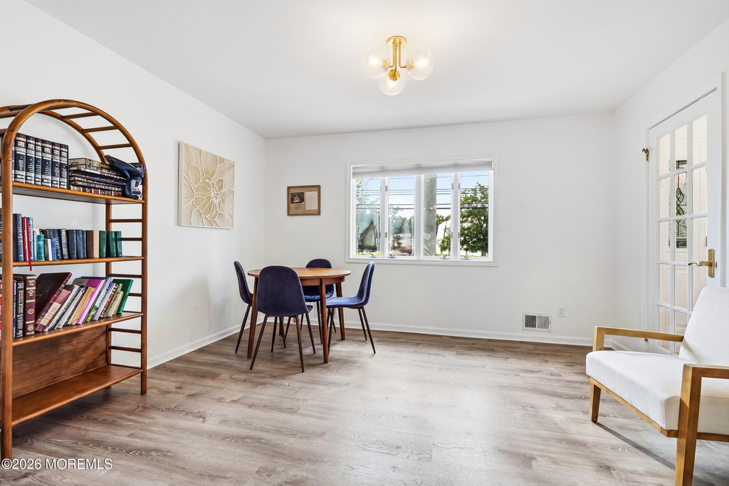 304 Monmouth Road - Photo 17